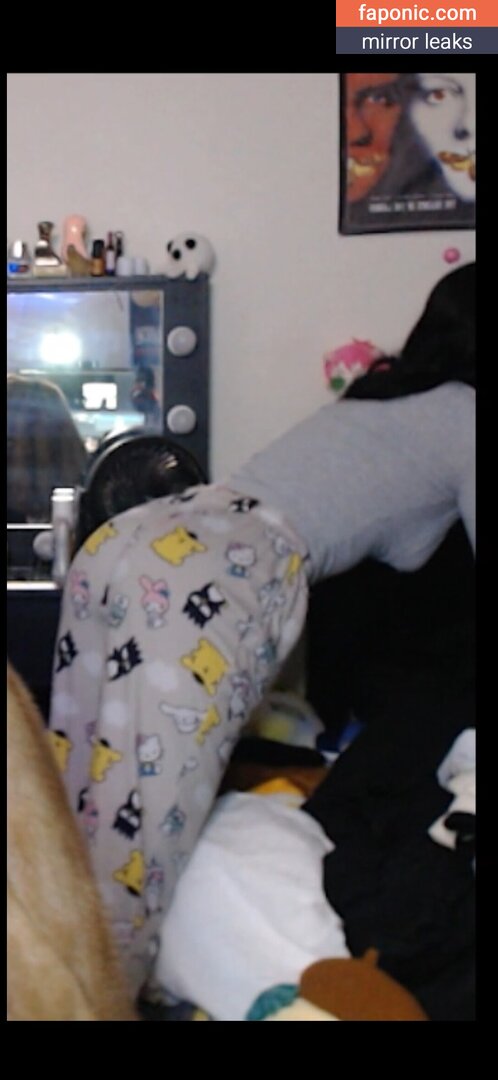 Akutles, Egokillerss, Rena Nakenläckor  Foto #1