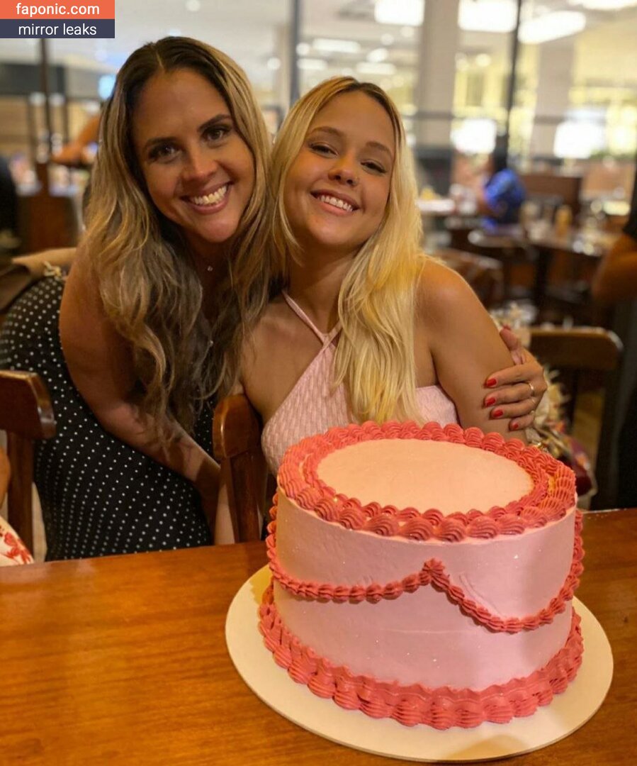 Caiu Na Net Amadoras Nakenläckor  Foto #1074