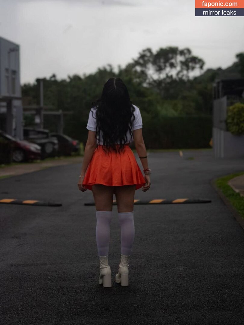 Dani Arce, daniarceabarca Nakenläckor  Foto #14