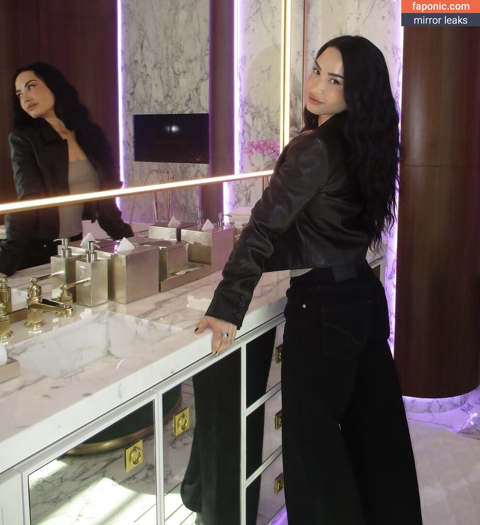 Demi Lovato, ddlovato, https:, tonia_williams Nakenläckor OnlyFans Foto #1111