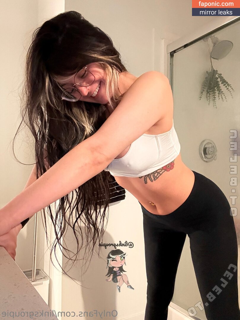 Linksgroupie, Mariah Crooke, https: Nakenläckor OnlyFans Foto #465