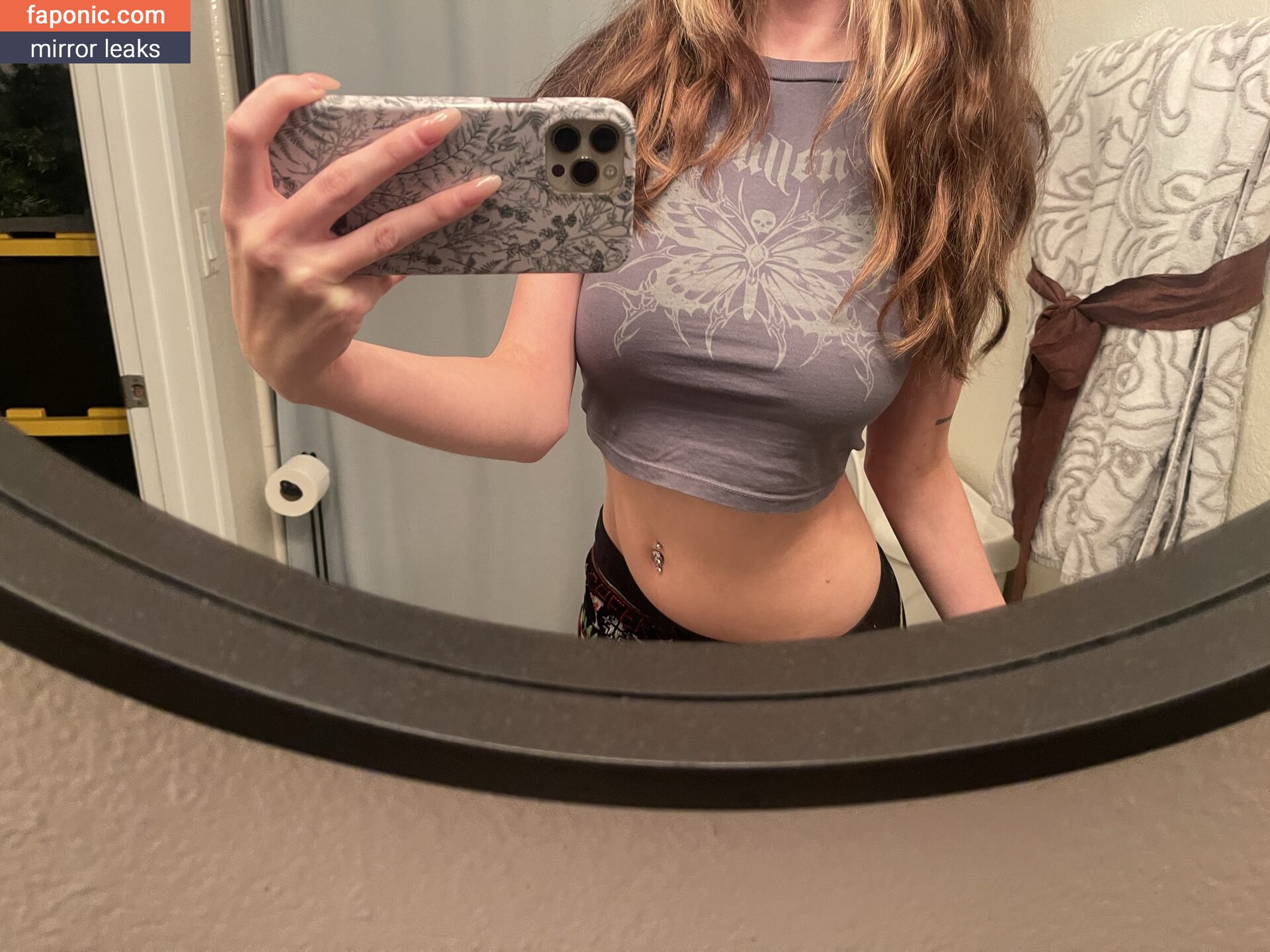 Littleteasers Nakenläckor OnlyFans Foto #1