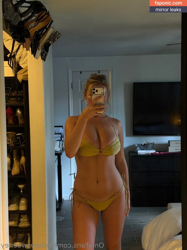 Lyricmikell Nakenläckor OnlyFans Foto #4