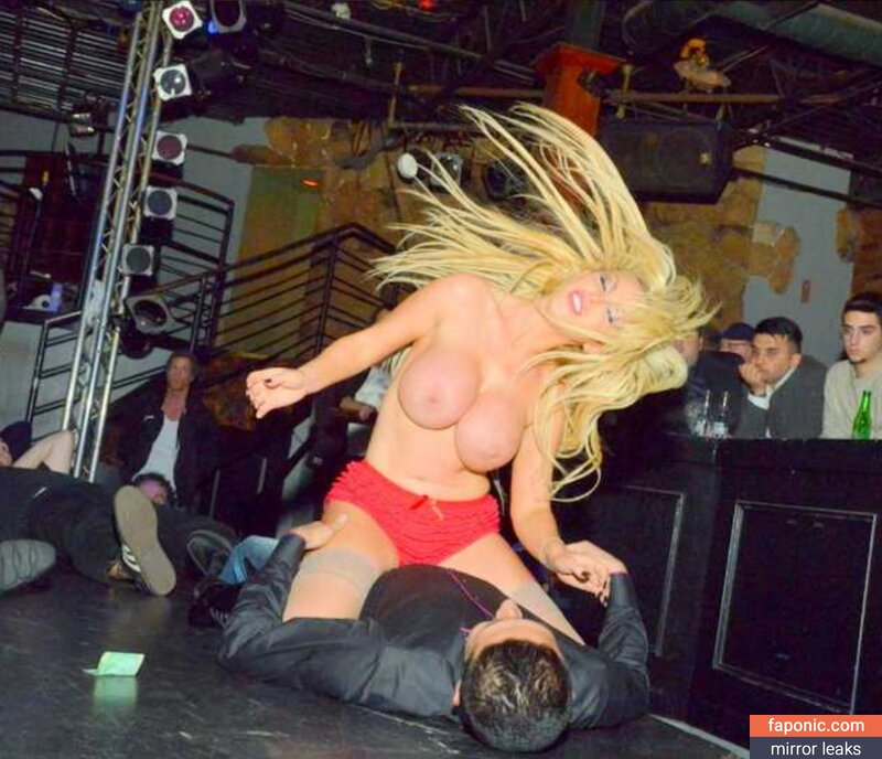 BenzMafia, Nikki Benz, nikkibenz Nakenläckor OnlyFans Foto #1390