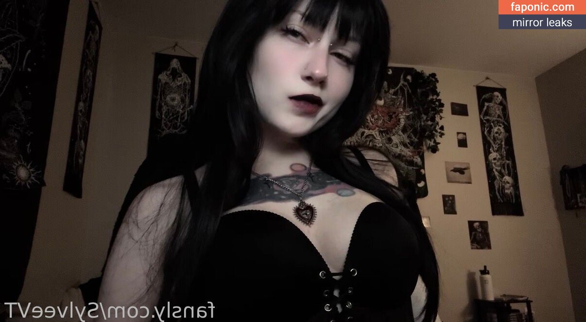Sylvee, SylveeVT, ashhbearr_, onlyfans Nakenläckor OnlyFans Foto #7