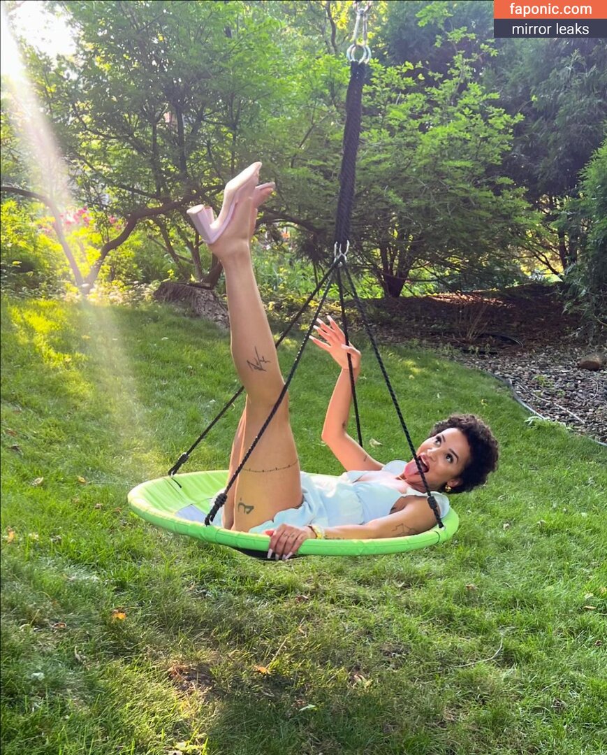 Tanaya Henry, tanayahenry Nakenläckor OnlyFans Foto #33