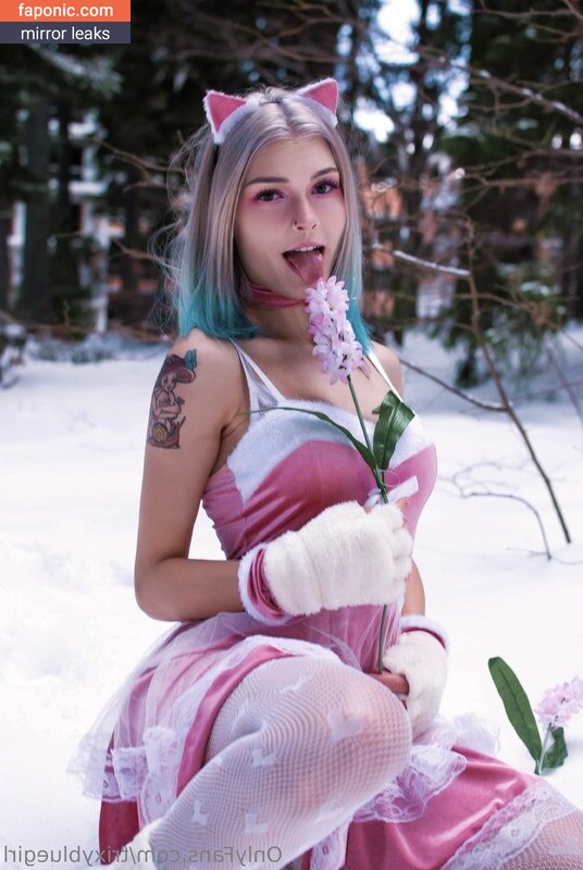 Trixy Blue, trixyblue, trixybluegirl Nakenläckor OnlyFans Foto #19