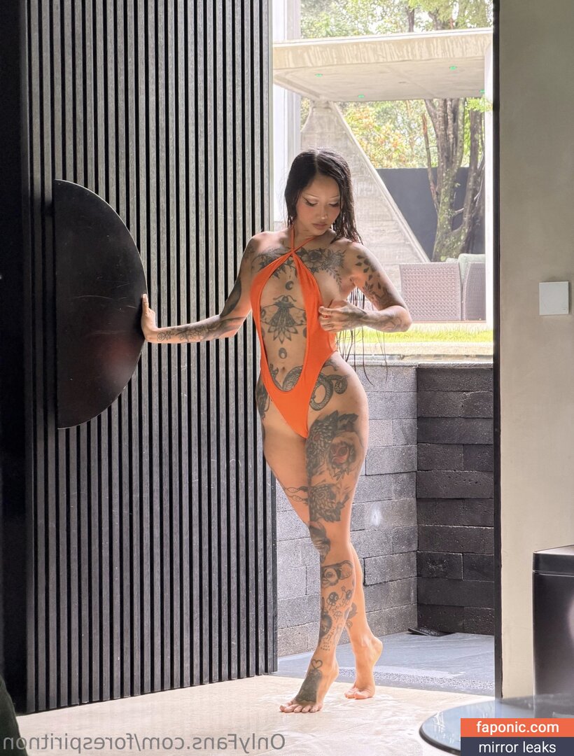 Yenny Zhao, forespiritnon Nakenläckor OnlyFans Foto #6