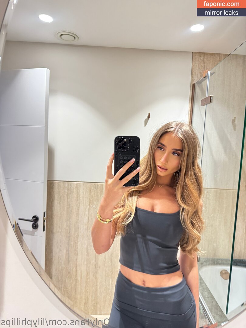 Lillian Phillips, https:, lilydaisyphillips, lilyphillip_s Nakenläckor OnlyFans Foto #408