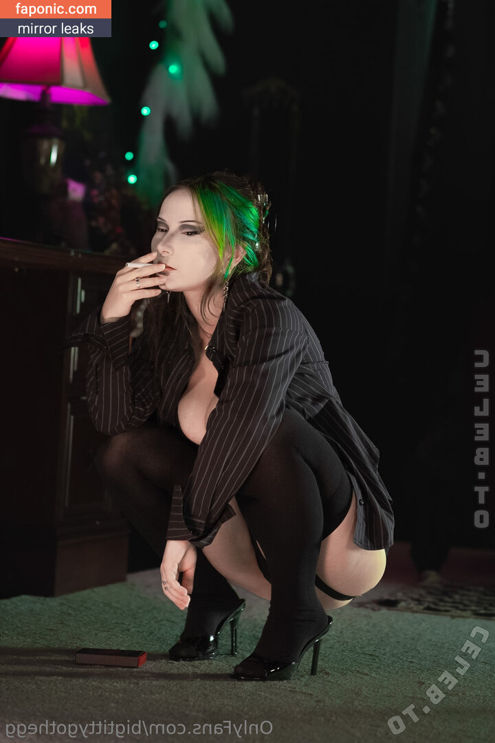 Bigtittygothegg, goth.egg, goth__egg, https: Nakenläckor OnlyFans Foto #82