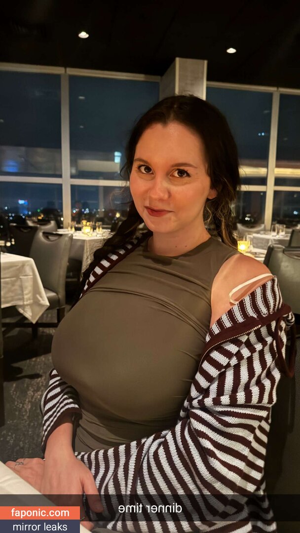 Yellz0, Yellz1, bigtittygothegg, yellz Nakenläckor OnlyFans/Patreon Foto #332
