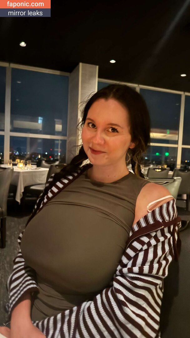 Yellz0, Yellz1, bigtittygothegg, yellz Nakenläckor OnlyFans/Patreon Foto #334