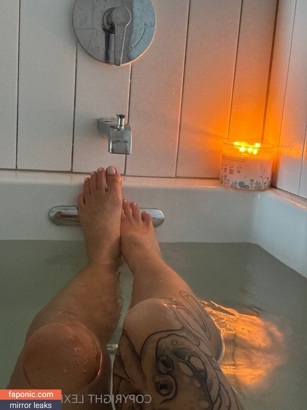 Lexiepeterss, sexylexie Nakenläckor OnlyFans Foto #11