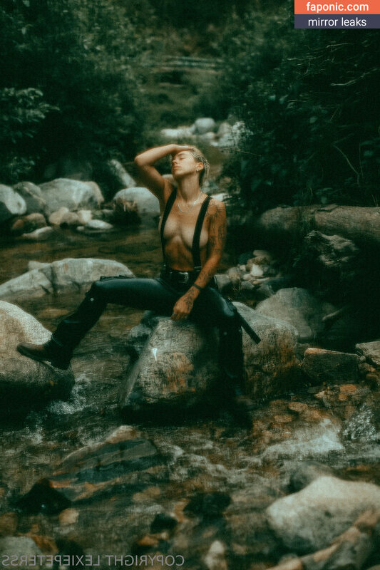 Lexiepeterss, sexylexie Nakenläckor OnlyFans Foto #12