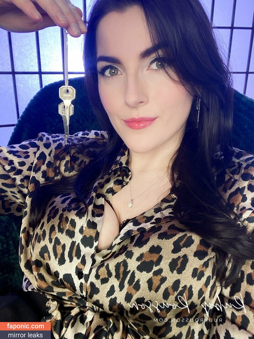 Mistress Ruby Rousson, RubyRousson, https: Nakenläckor OnlyFans Foto #16