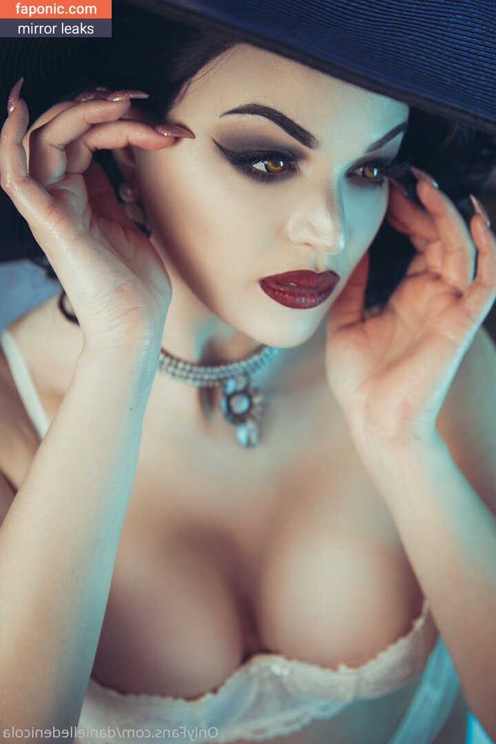 Danielle Denicola, danielledenicola, danielledenicolaofficial, danielledenicolavip, daniellednicola, https: Nakenläckor OnlyFans/Patreon Foto #60