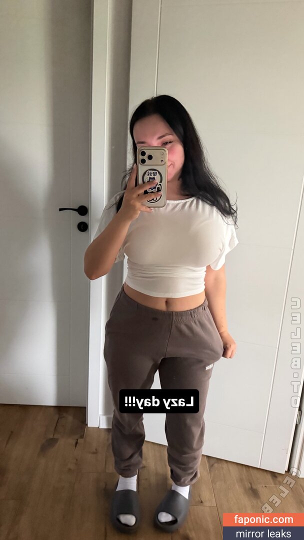 Miniloonaa, mini.loona Nakenläckor OnlyFans Foto #200