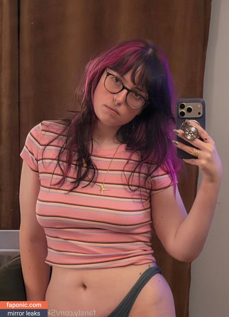 SkepticalPickle ASMR, skepticalpickle Nakenläckor Patreon Foto #1
