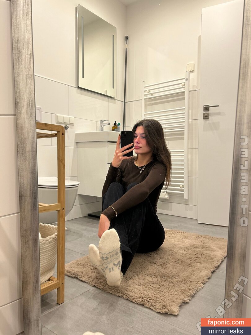 germangirlnextdoor, germangirlnextdoor95 Nakenläckor OnlyFans Foto #32