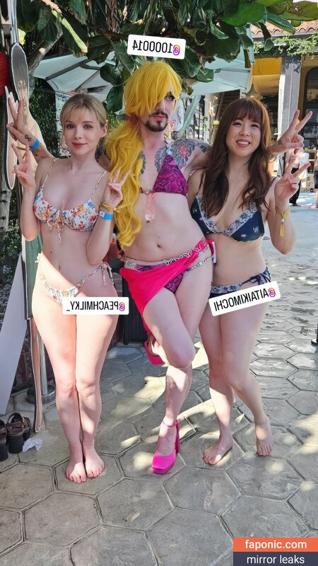 PeachMilky, PeachMilky_, peachmilkycosplay, peachmilkytea Nakenläckor OnlyFans/Patreon Foto #285