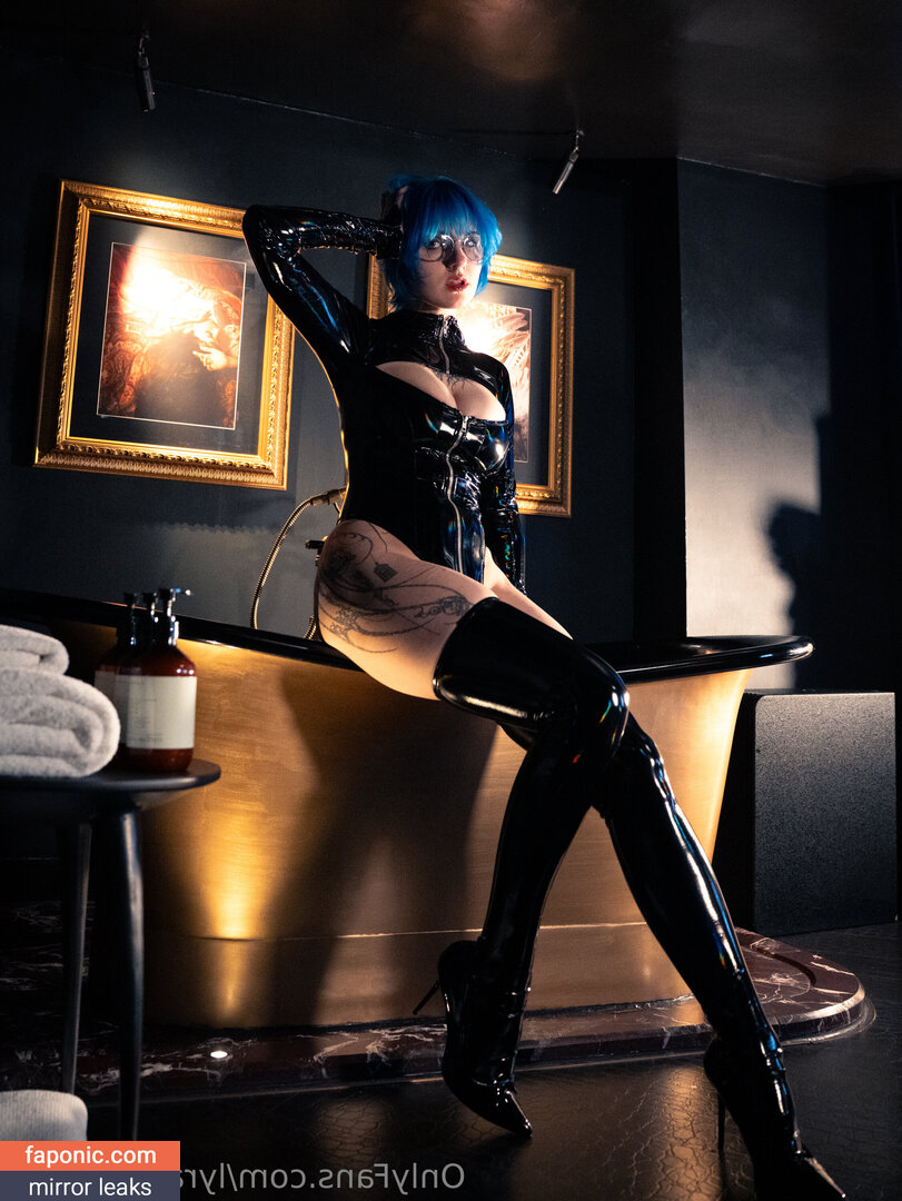 Lyra Crow, lyracr0w0 Nakenläckor OnlyFans Foto #303