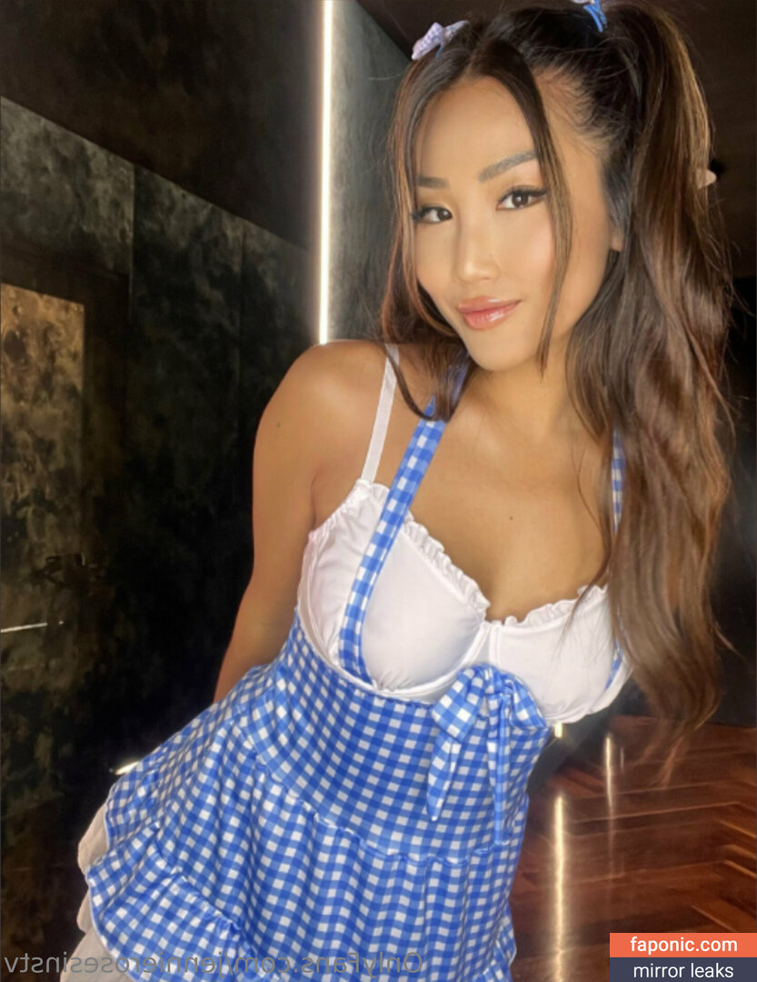 Aries Li, Jennie Rose Sins, jennierosesins, rosejennies Nakenläckor OnlyFans Foto #412