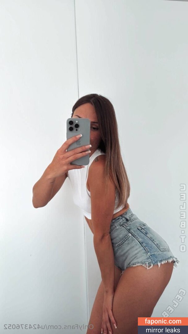MonaMystery, monamystery.official Nakenläckor OnlyFans Foto #29