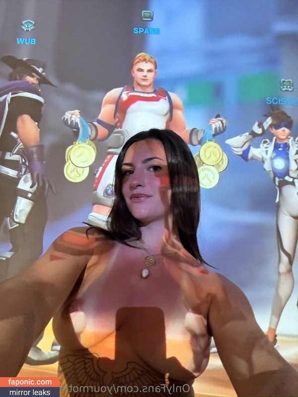 Avadank, Avadankith, Basedmommy Nakenläckor  Foto #24