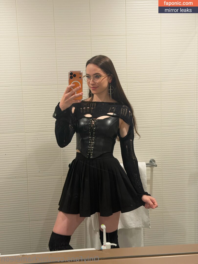 Nichameleon, https:, nic_the_pixie Nakenläckor OnlyFans/Patreon Foto #13