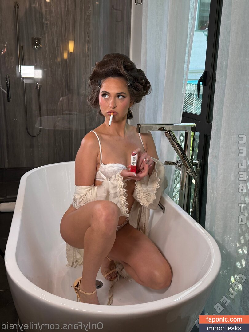 Riley Reid, RileyReidTikTok, hellorileyreid, rileyreidx3 Nakenläckor OnlyFans Foto #2938