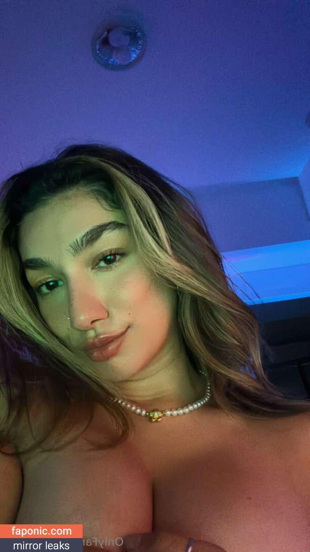 AlpahLeedah, Leedah, leedahxo Nakenläckor OnlyFans Foto #15