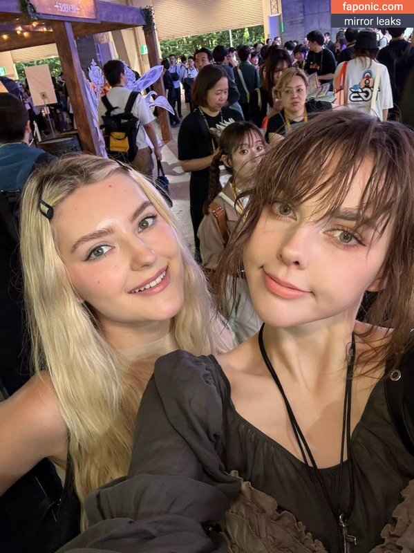 Eva Elfie, EvaElfie, evaelfie_life, https:, theevaelfie Nakenläckor OnlyFans Foto #1049
