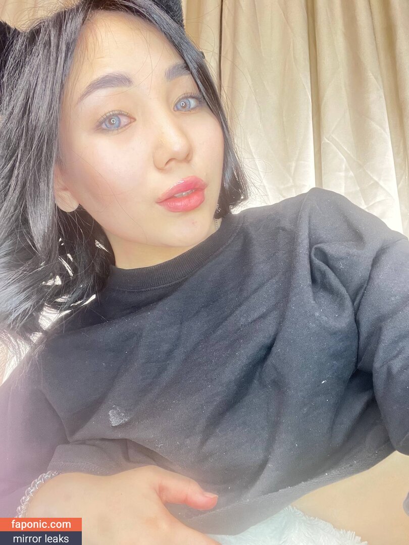 BBC Dildo Solos, Riding, Stroking, Sucking, etc., https:, lyssaoficiall, talitasilvx Nakenläckor OnlyFans Foto #469