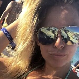 Julia Zee