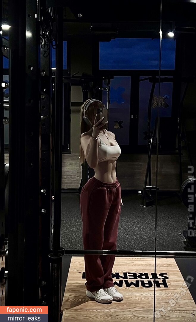 Larissa.775