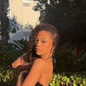 Olivia Bey