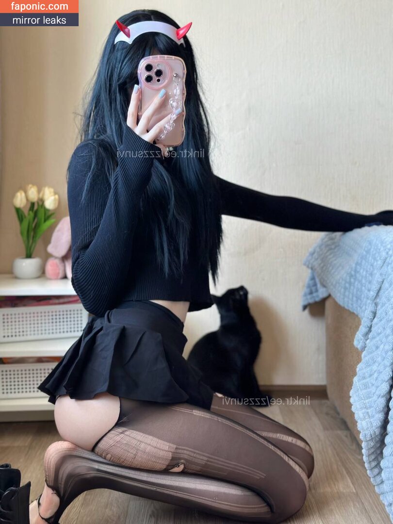 Zzzsunvi Nakenläckor  Foto #50